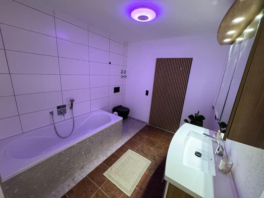 Boho Apartment Vintage Naehe Salzburg Фрайласинг Екстериор снимка